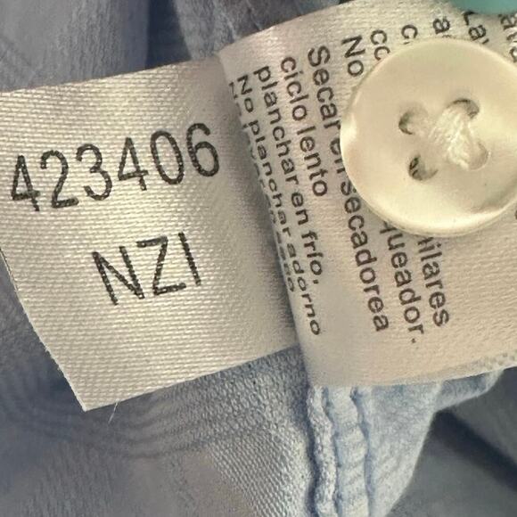 Cultura International Light Blue Short Sleeve Button-Up Shirt Men’s Med. Texture - Picture 6 of 6